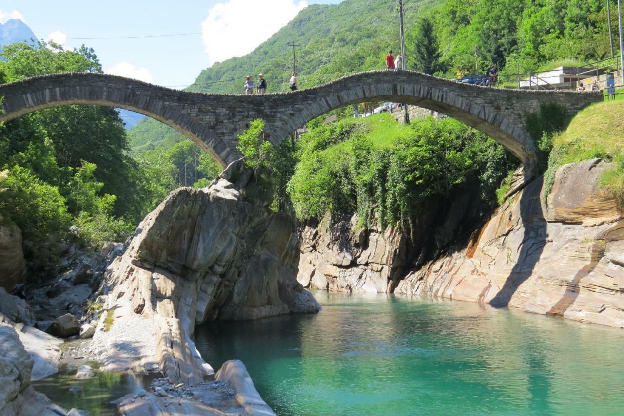Вилла Rustico Paese Vogorno Экстерьер фото